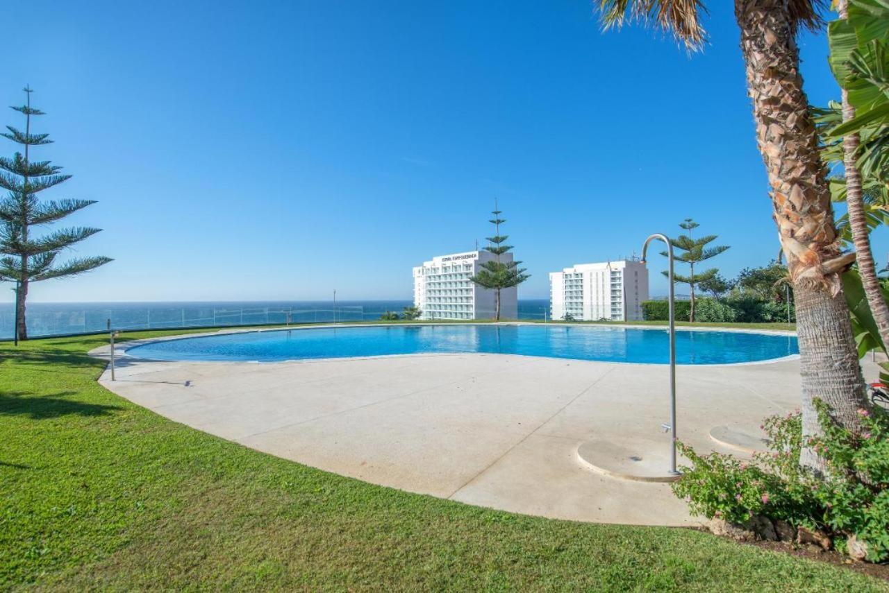 Beach And Pool Holidays At The Grand Coloso بينالماذينا المظهر الخارجي الصورة